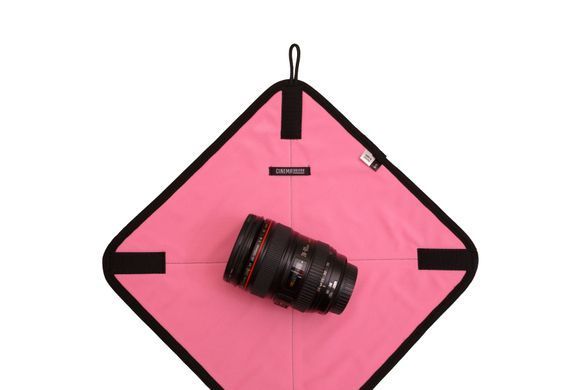 Чохол-обгортка LENS WRAP S Рожевий