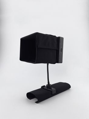 SUN HOOD for 7" Monitor